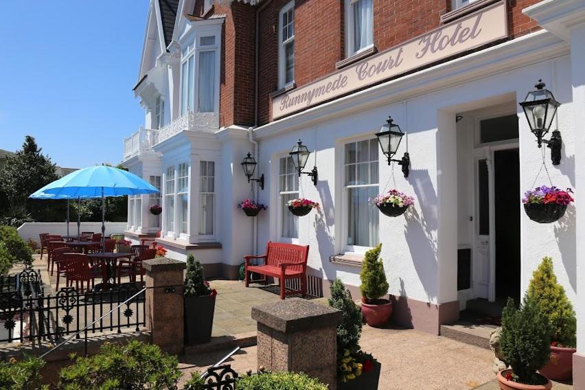 Runnymede Court Hotel Saint Helier Exterior foto