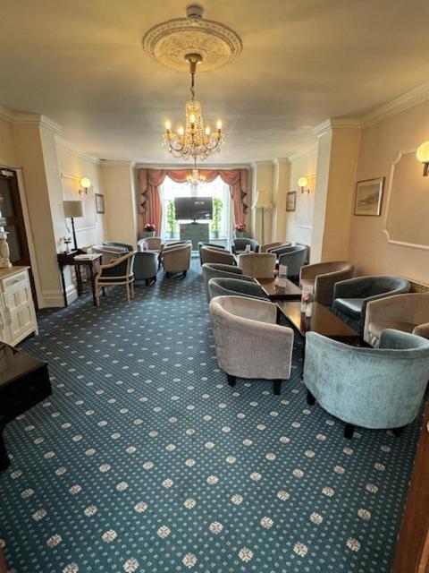 Runnymede Court Hotel Saint Helier Exterior foto